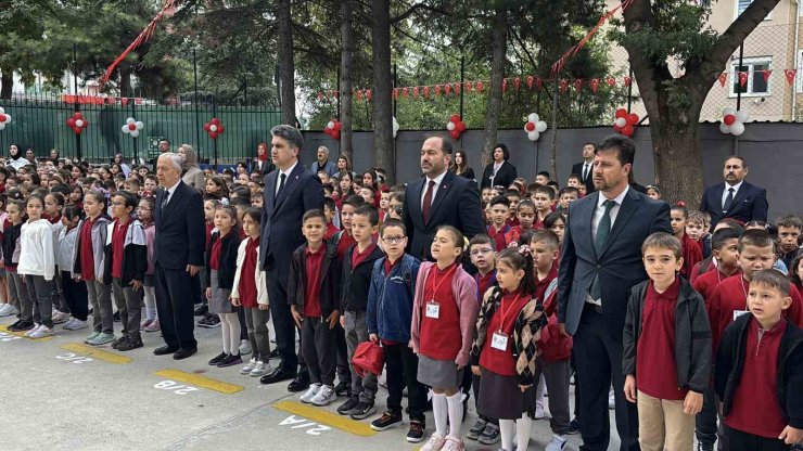 Bolu’da 2026-2027 eğitim-öğretim yılı ilk ders ziliyle başladı