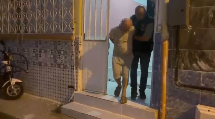 İzmir’de ’Ailem Güvende’ operasyonunda 16 tutuklama