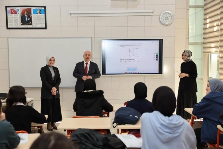 Darıca’da öğrenciye destek