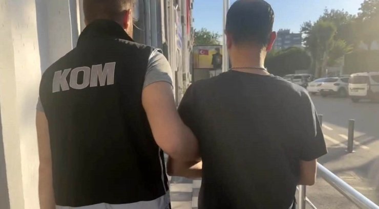 Seferihisar Belediyesindeki ’rüşvet’ operasyonunda 47 şüpheli adliyede