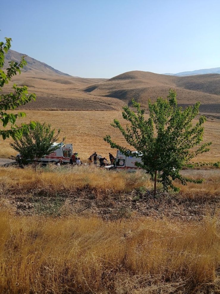 Elazığ’da trafik kazası: 2 ölü, 4 yaralı