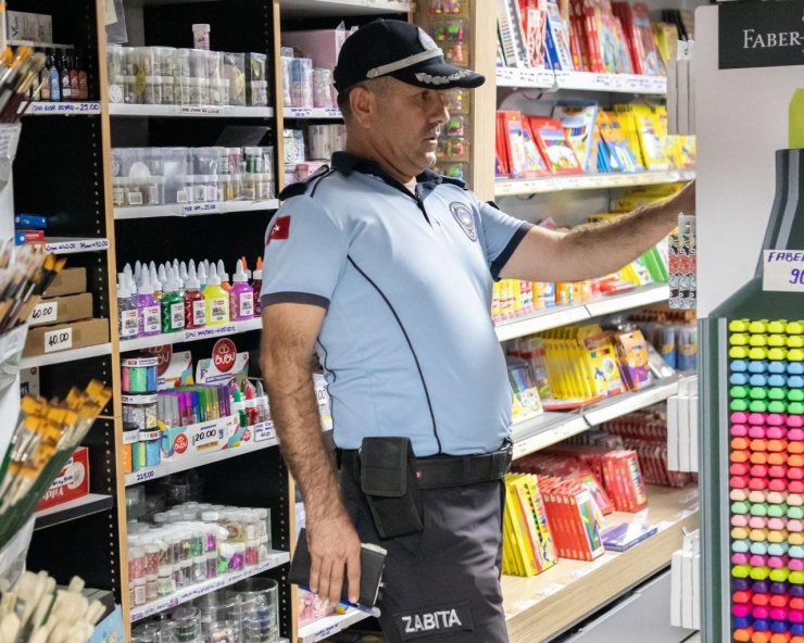 Kuşadası Belediyesi’nden kırtasiyelere sıkı denetim
