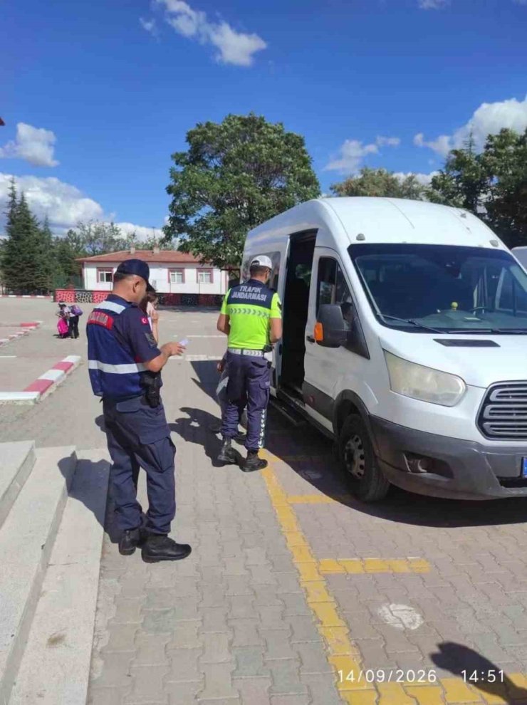 Güdül’de okul servislerine sıkı denetim