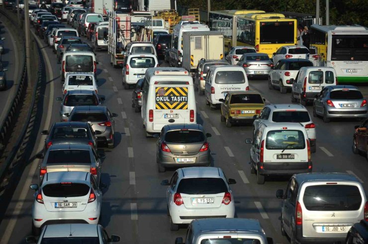 Bursa’da okul servis ücretlerine yüzde 25 zam