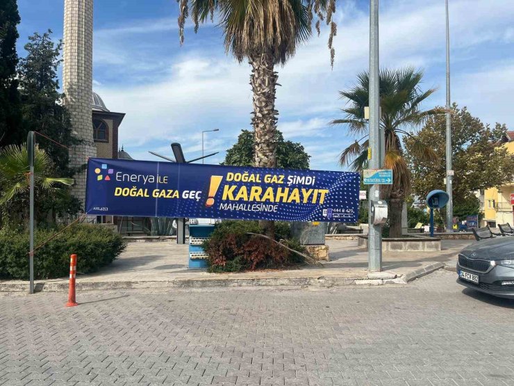 Karahayıt’ta doğal gaz için ilk kazma vuruldu