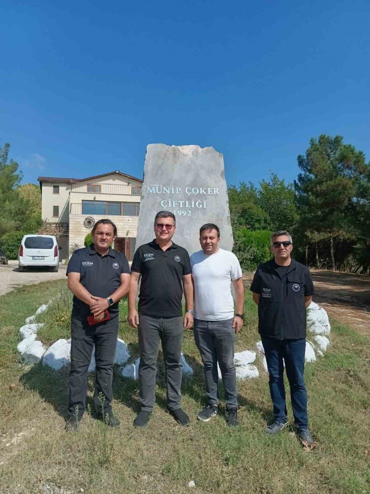 Koyunculuk Araştırma Enstitüsü’nden Manyas’ta üretici ziyaretleri