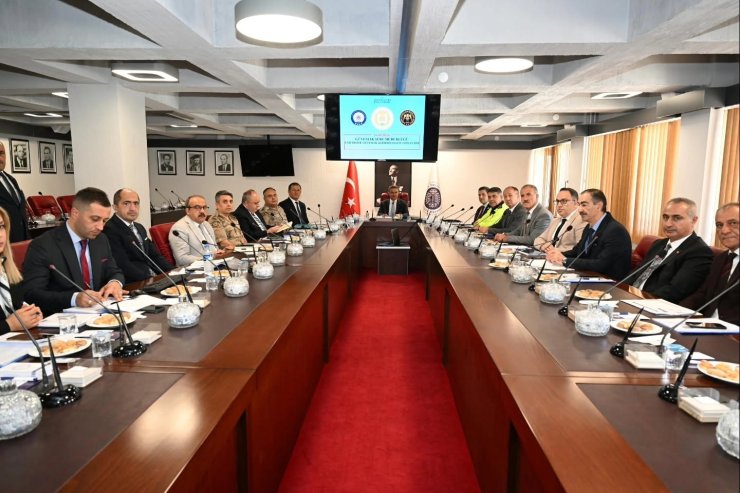 Üniversite güvenlik koordinasyonu için zirve