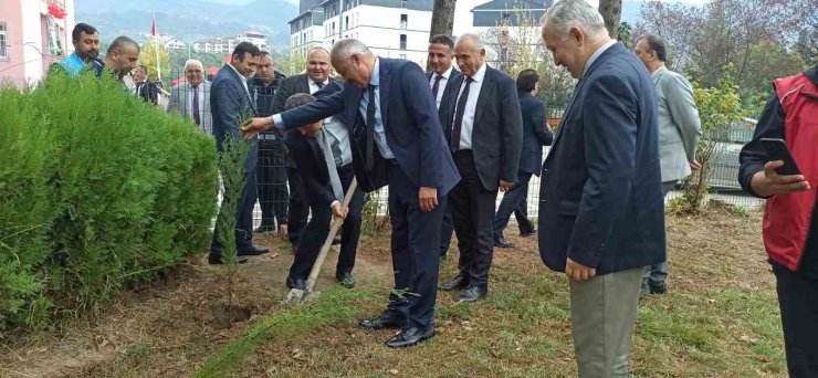 Devrek’te İlköğretim haftası kutlama programı