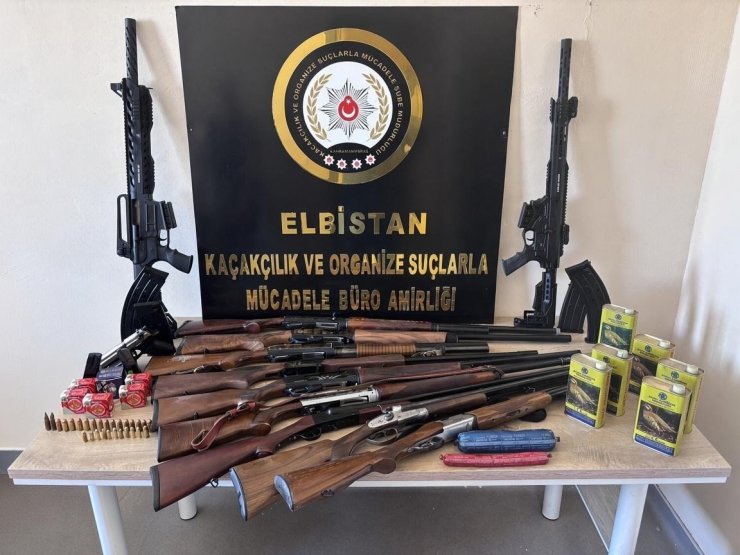 Kahramanmaraş’ta uyuşturucu ve silah operasyonlarında 4 şüpheli tutuklandı