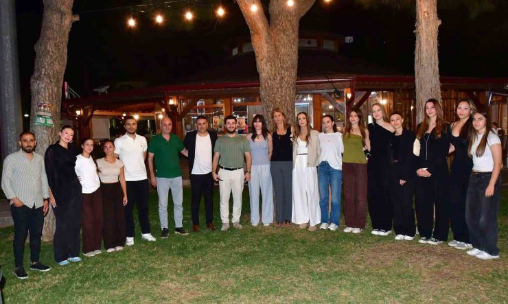Yunusemre Belediyespor’un sultanları üst sıraları hedefliyor