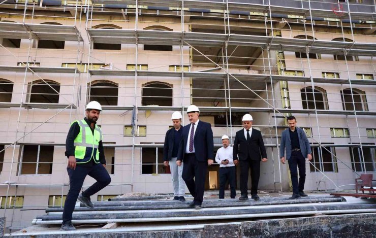 SGK İl Müdürlüğü yeni hizmet binasında çalışmalar sürüyor