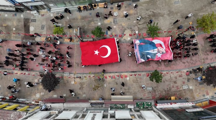 "Kahramanlarla Kardeşlik Yolunda" adım adım yürüdüler