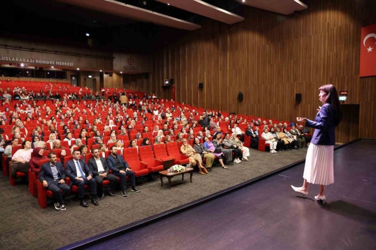 Uzmanı okula uyumun şifrelerini verdi
