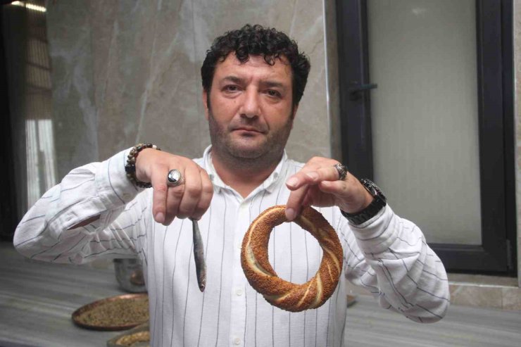 Bu da hamsili simit: "Balık ekmek oluyor da balık simit neden olmasın"