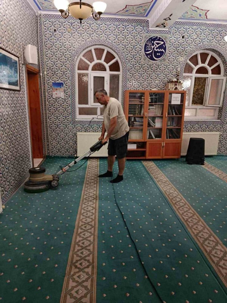 Marmara Adaları’nda camiler kış sezonuna hazırlanıyor