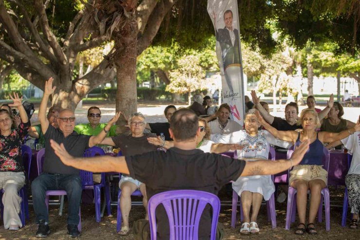 Mersin’de 80’ler buluşmasında spor ve eğlence bir arada