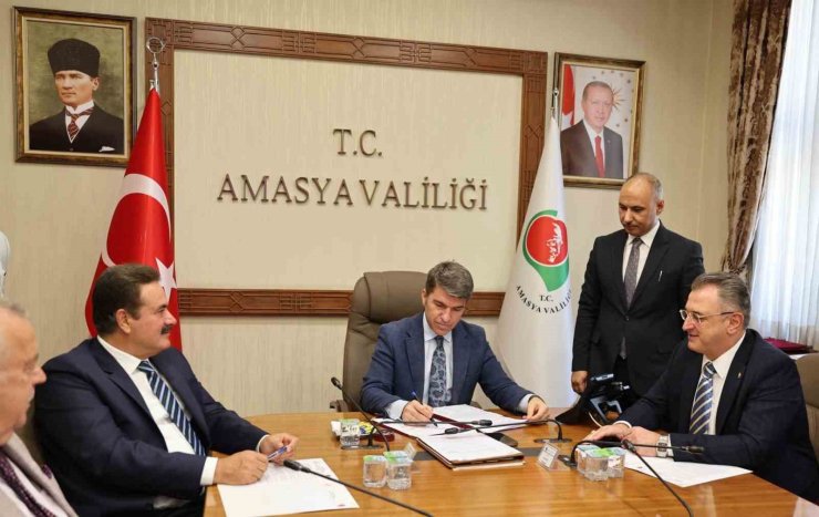 Gümüşhacıköy OSB’nin kuruluş protokolü imzalandı