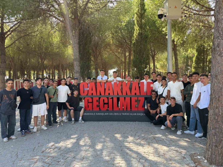Karapınar ve Emirgazili gençler Çanakkale’de tarihe yolculuk yaptı