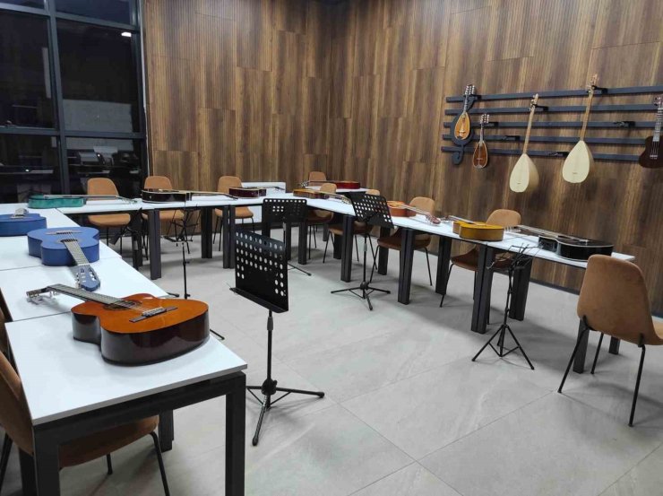Sason’da gençler için ücretsiz müzik resim kursu başlıyor