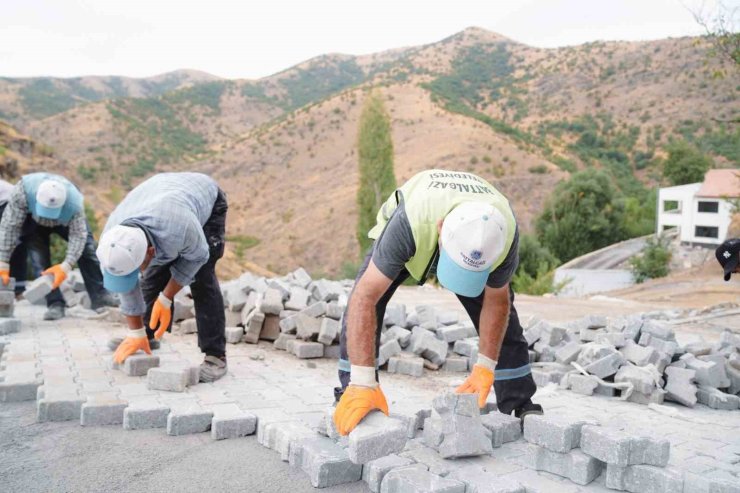 Battalgazi Belediyesinden Kamıştaş’a yol düzenlemesi