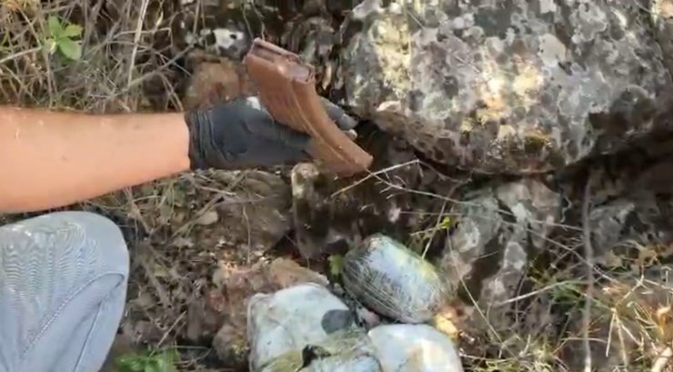 Kilis’te 1 kilo 855 gram takoz esrar ele geçirildi
