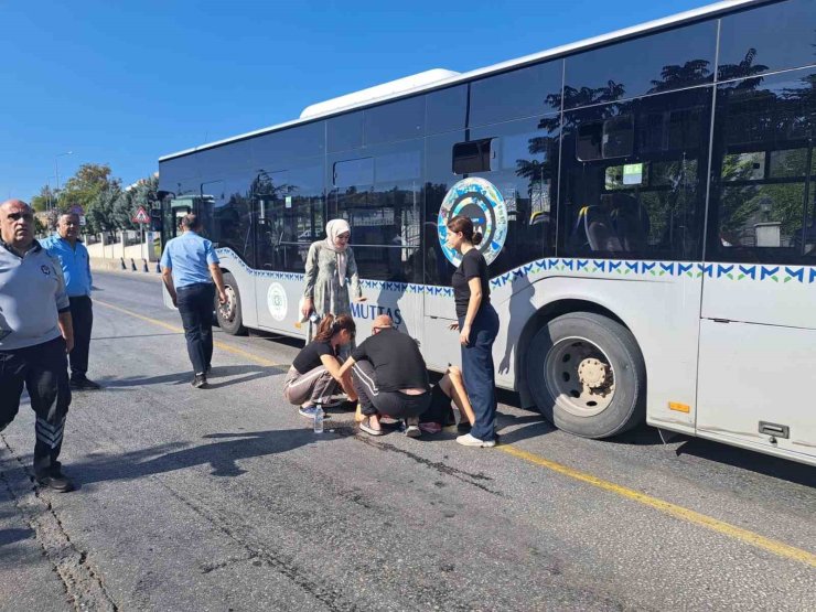 Menteşe’de motosiklet yayaya çarptı: 1 yaralı