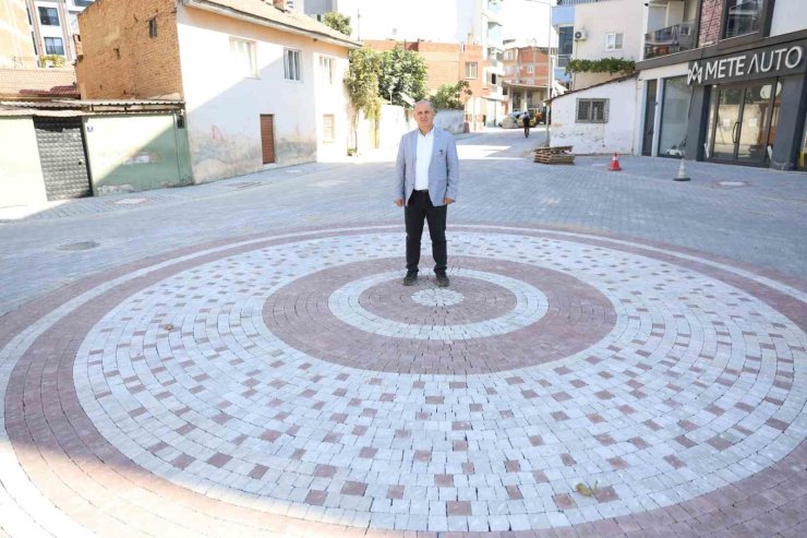 Başkan Kaya, İstiklal Mahallesi’nde çalışmaları yerinde inceledi