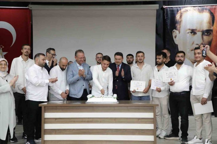 Tavşanlı’da 13 genç bağımlılıktan kurtarılarak yeniden hayata kazandırıldı