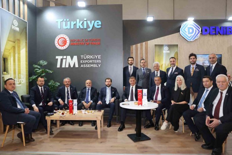 Doğal taşta Türkiye lideri Denizli, İtalya’da dünya vitrinine taşındı