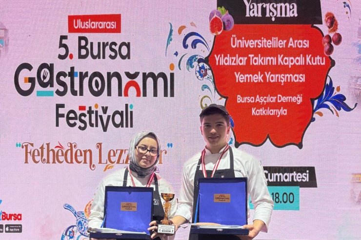 BŞEÜ öğrencileri gastronomi festivalinde Türkiye üçüncüsü oldu