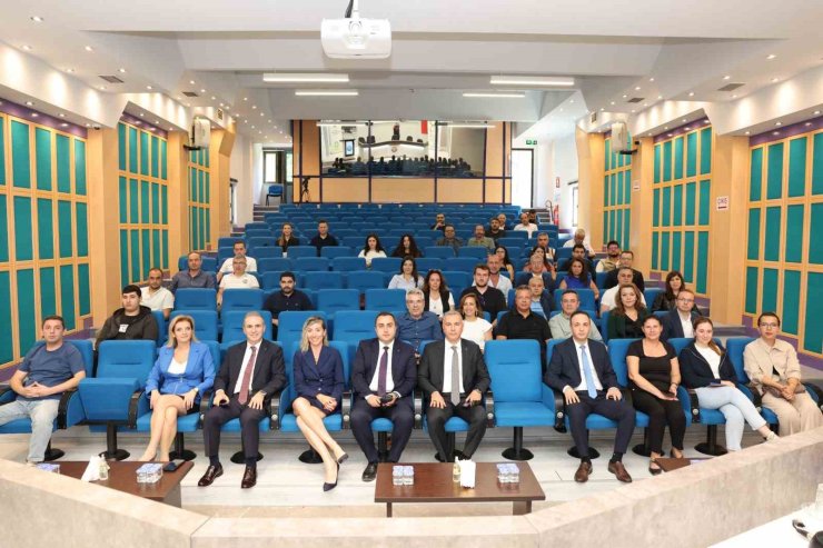 Denizli OSB’de ihracat süreçlerine yönelik finansman ve risk yönetimi çözümleri ele alındı