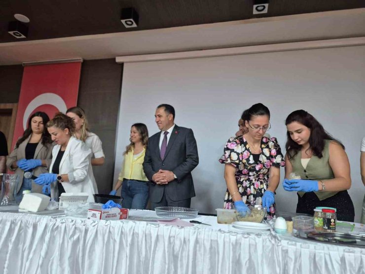 Aydın’da şekersiz lezzetler için mutfağa girdiler