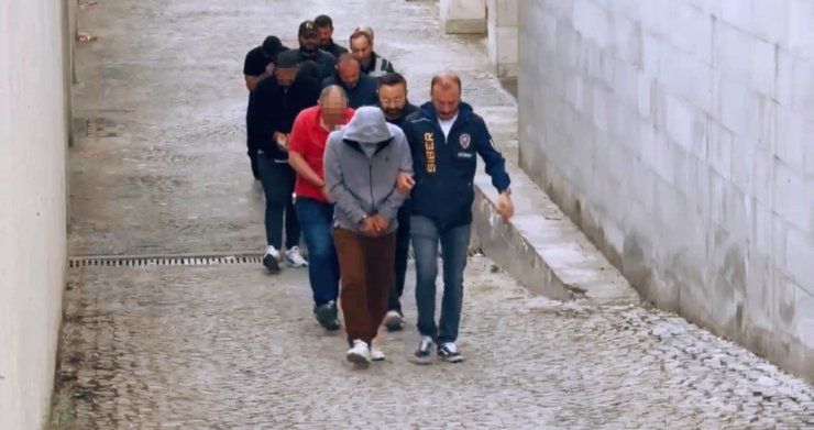 Edirne’de 274 milyon liralık yasa dışı bahis operasyonunda 13 şüpheli tutuklandı