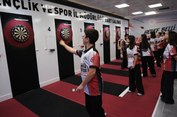 Erzincan’da 2026 Şehit Eren Bülbül Türkiye Dart Şampiyonası başladı