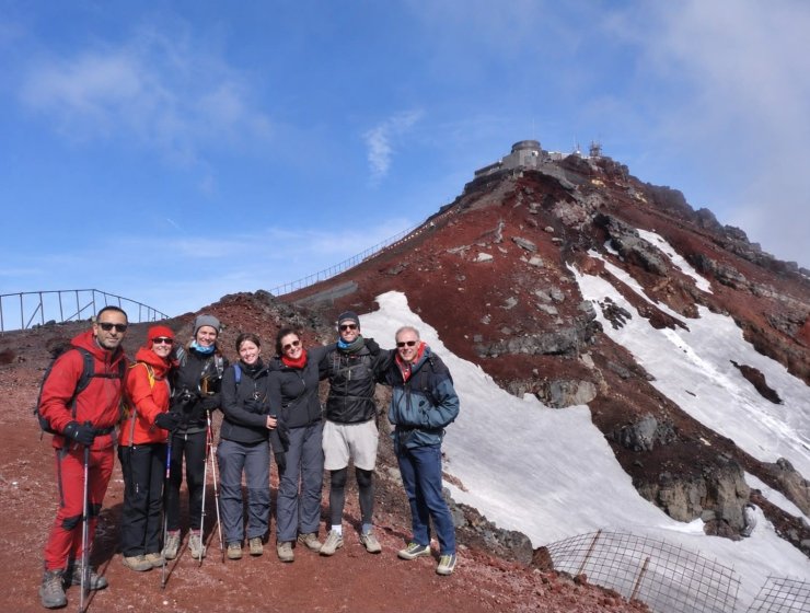 Eğitimci Hanligil Fuji Dağı’na zirve yaptı