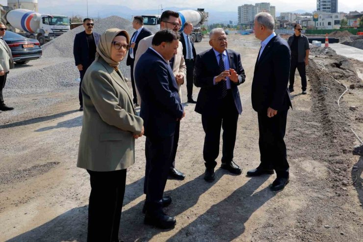 Kayseri protokolü, Kartal Katlı Kavşağı ile fosil müzesini inceledi