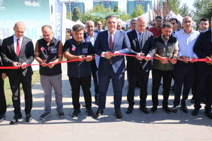 ‘Dicle’den Akan Bilim Şenliği’ Yenişehir’de başladı
