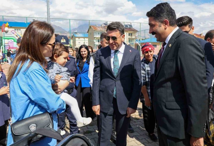 Tunceli’de En İyi Narkotik Polisi Annedir Projesi