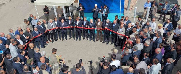 Büyükşehir Çat’taki yatırımlarını törenle hizmete açtı