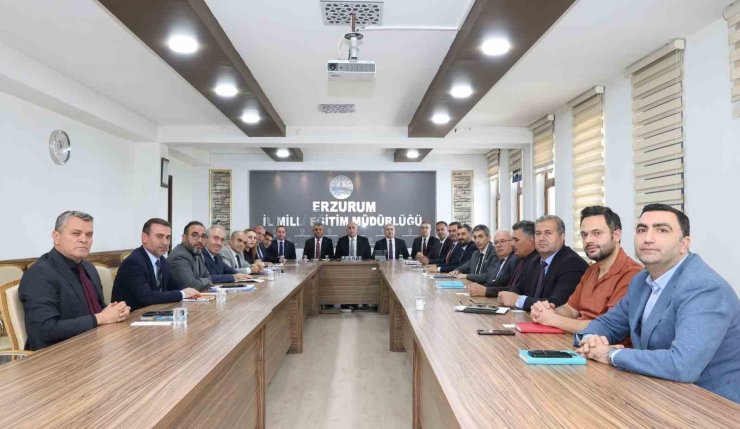 Erzurum’da eğitim zirvesi
