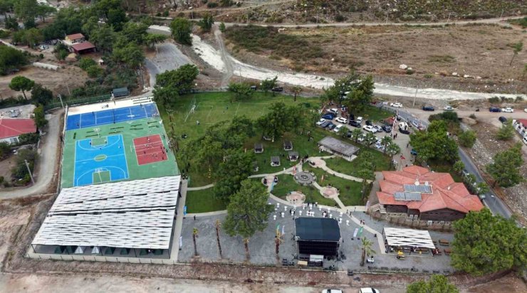 Asparan kamp ve spor tesisleri hizmete açıldı