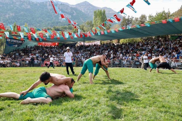 20 yıl sonra er meydanının başpehlivanları belli oldu