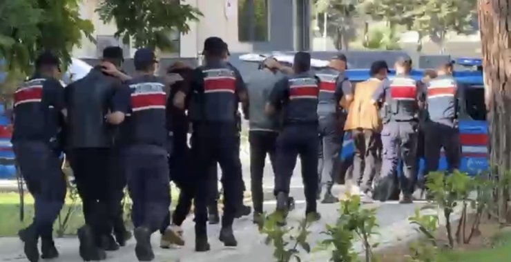 Gaziantep merkezli 3 ilde DEAŞ operasyonu: 5 gözaltı