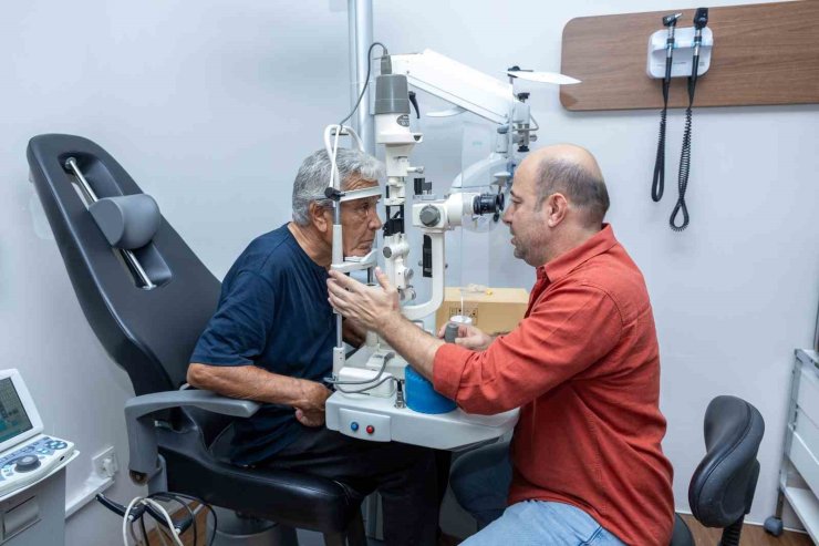 Mersin’de 65 yaş üstü vatandaşlara göz sağlığı desteği