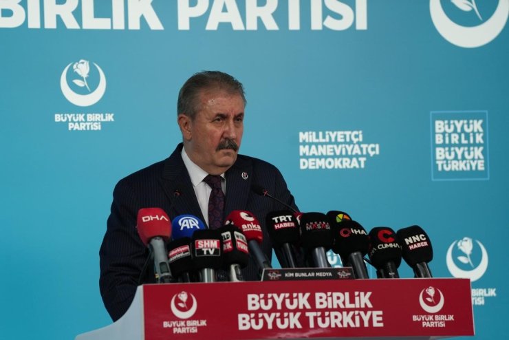 BBP Genel Başkanı Destici: "Bu zararlar mutlaka ama mutlaka vurgunculardan ve devleti soyanlardan karşılanmalıdır"
