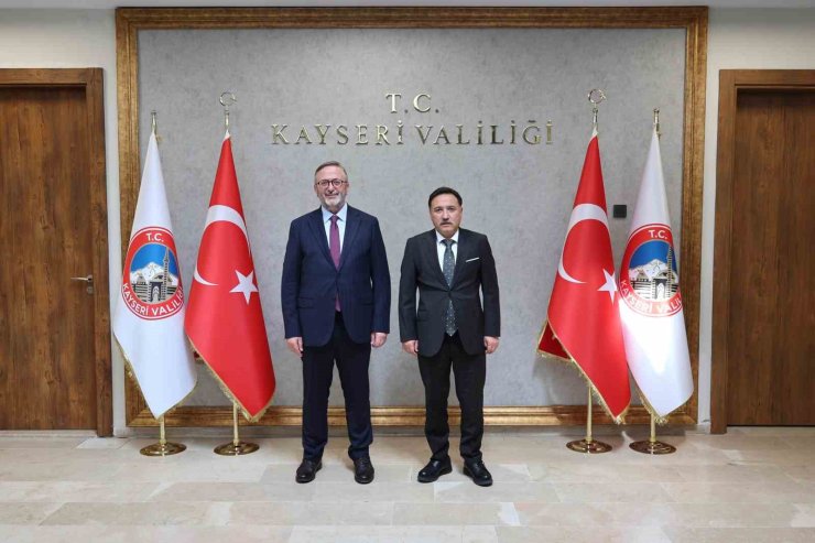 Bakan Yardımcısı Yılmaz’dan Vali Çiçek’e ziyaret