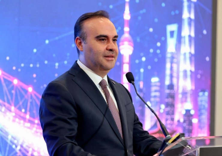 Bakan Kacır: "Türkiye Yüzyılı Kalkınma Hamlesi Programı kapsamında yatırımcılarımız için doğrudan ÖFB düzenlenecek"