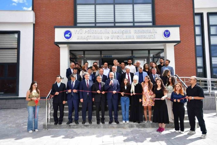 Van YYÜ PDR Merkezinin binası törenle açıldı
