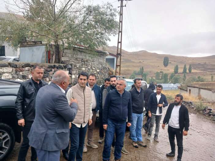 sarikamista-koylerin-su-ve-altyapi-ihtiyaclari-ele-alindi
