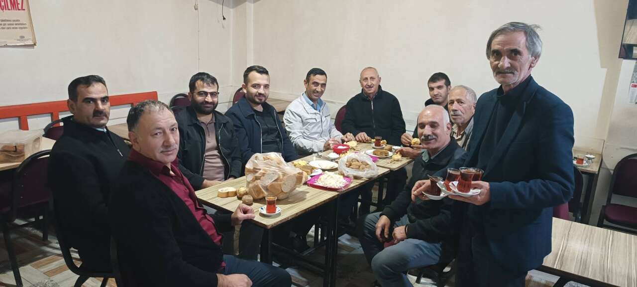 kagizman-sabah-namazi-bulusmasi